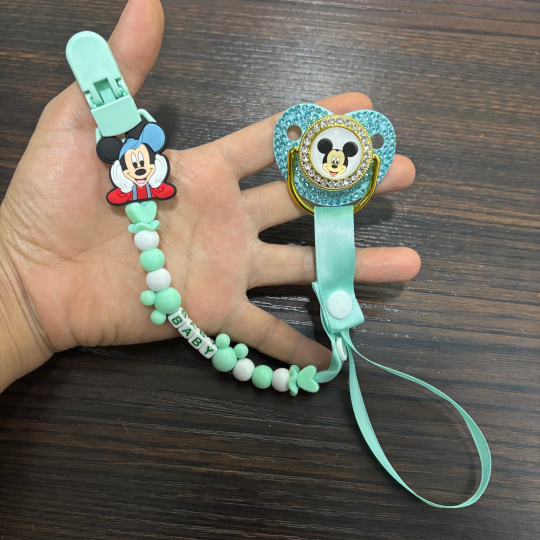 مريلة للمواليد الجدد وبدلة زحف - مراجعة Silicone Baby Bibs وسعره